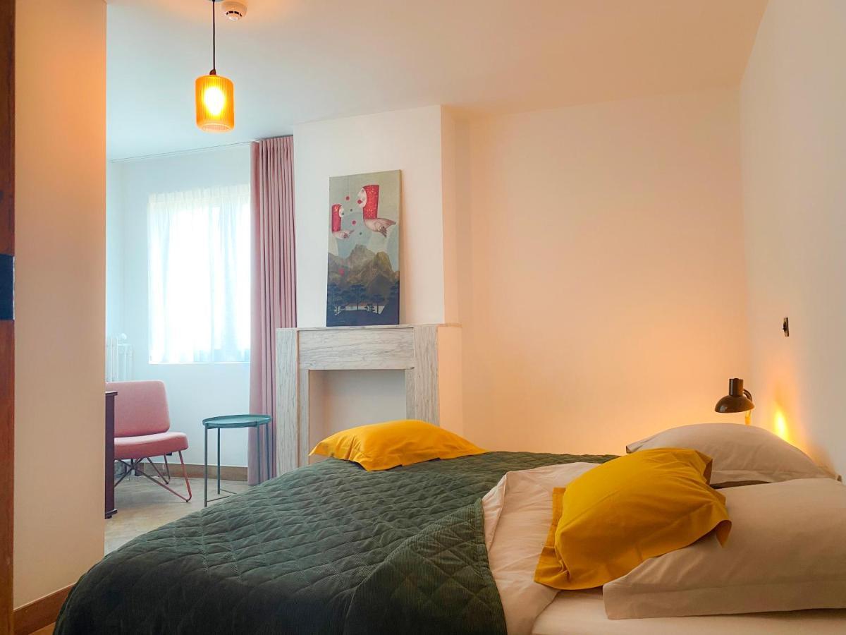 Appartement Family Floor - La Couronne - Authentiek Met Veel Lichtinval